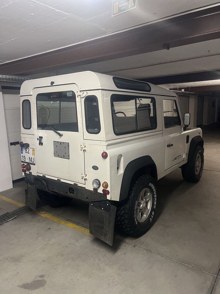Land Rover Defender 90 TD5 6 lugares