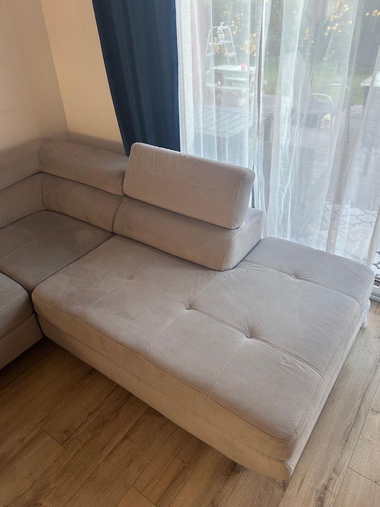Naroznik z funkcja spania