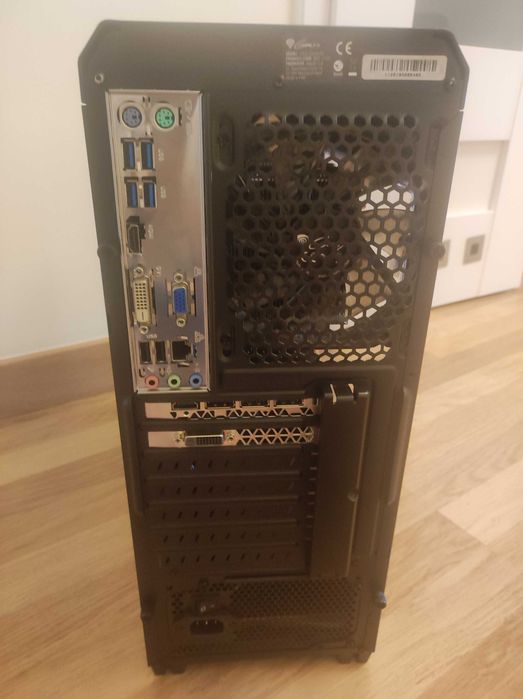 Komputer Xeon E3 1231 v3/ RX 580 8gb/ 16gb/ SSD 512gb/ 550W
