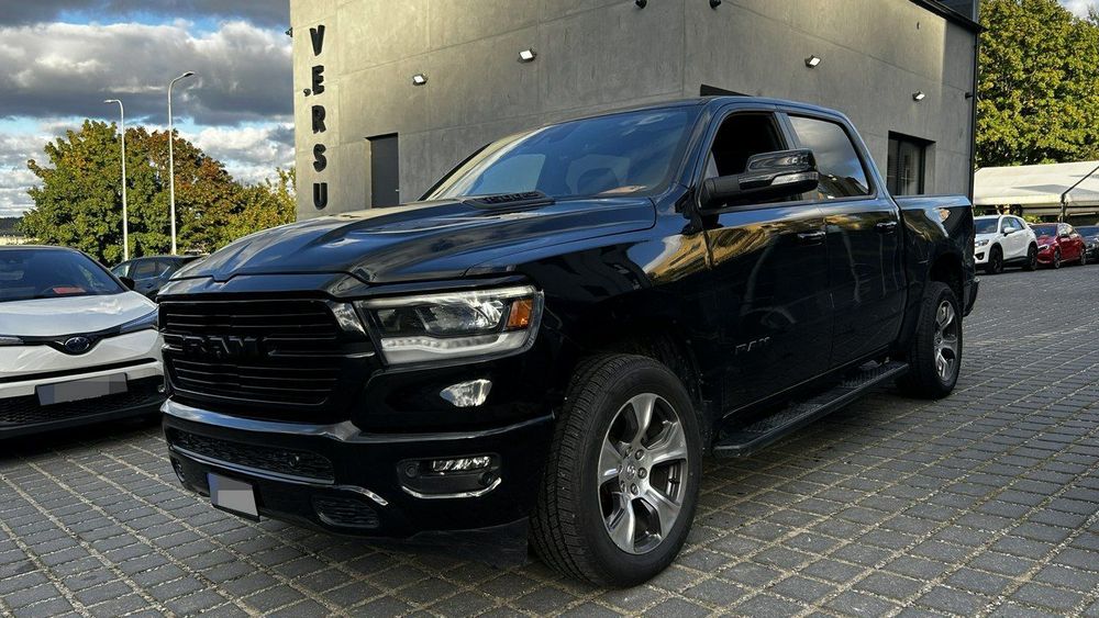 Dodge RAM Sport Kam360 Wentyle Panorama Radar Harman/Kardon FullLED