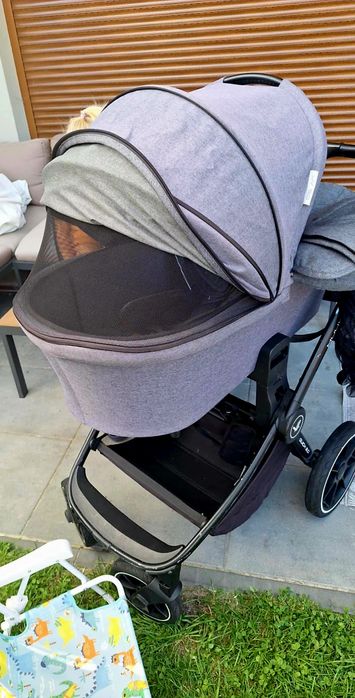 Wózek Muuvo quick 2.0 i nosidełko Maxi Cosi isofix