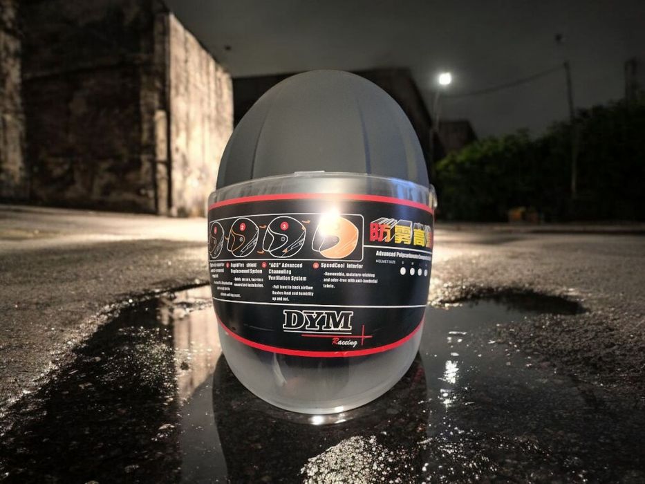 Мотошлем якісний