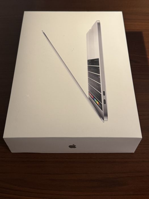 MacBook Pro 13” 2018 i5/8GB/512GB, Retina, 4x Thunderbolt 3