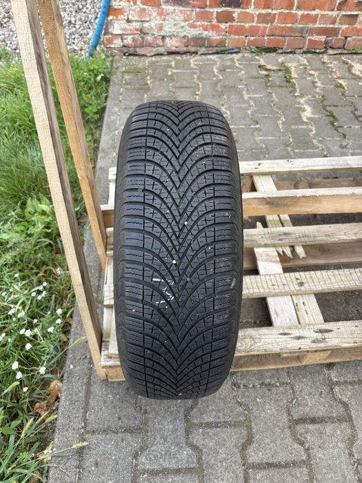 Opona całoroczna Dębica Navigator 3 195/65/15 91H M+S, cena za szt!