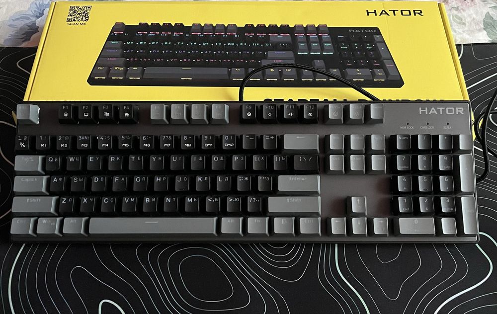 Продам клавиатуру