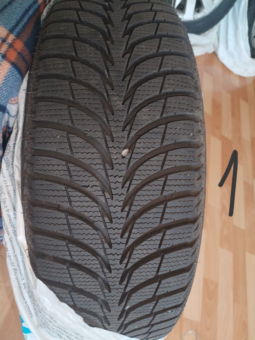 Комплект б/у шин с дисками 205/60R16(зима)