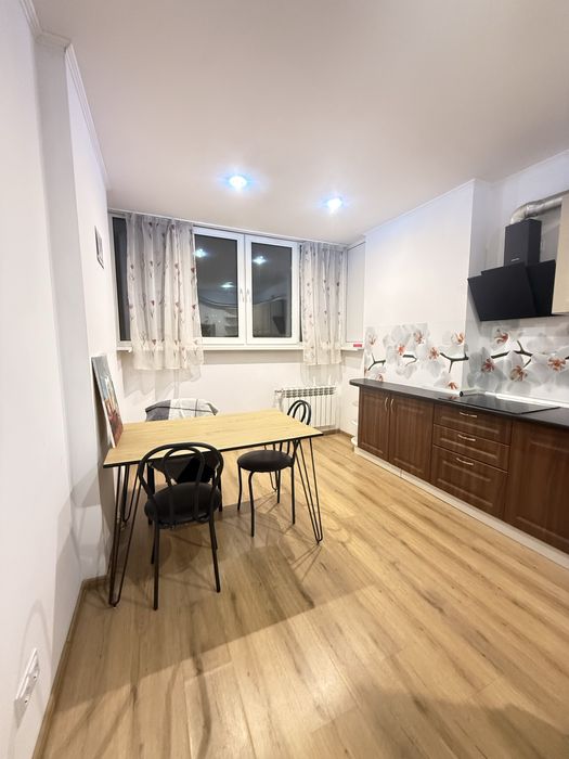 Продаж 1 к квартири з ремонтом Рейгана ( Драйзера ) 40