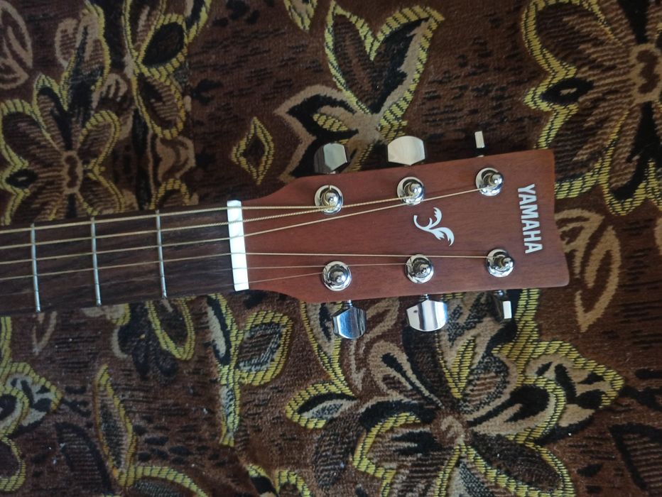 YAMAHA F310 состояние идеал!