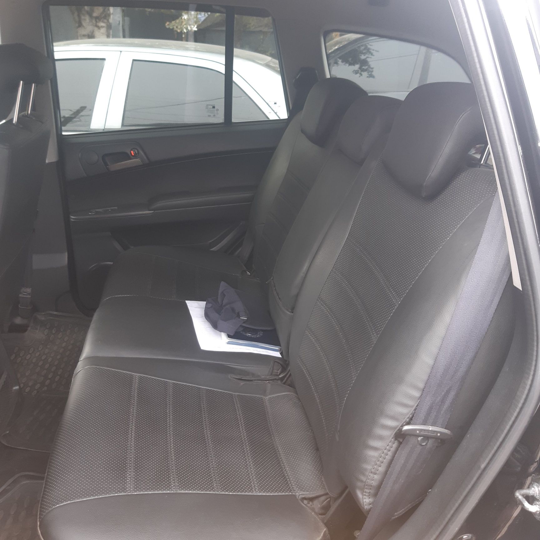 автомобиль  ssangyong kyron