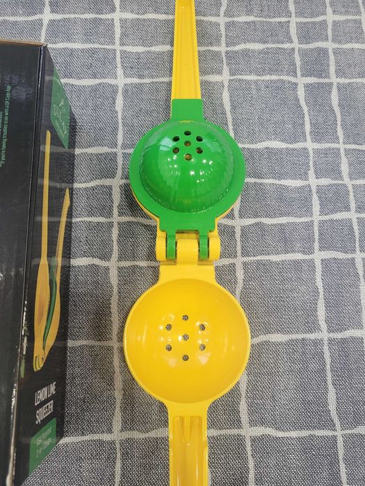 ручний прес для цитрусових Zulay Metal 2-In-1 Lemon Lime Squeezer