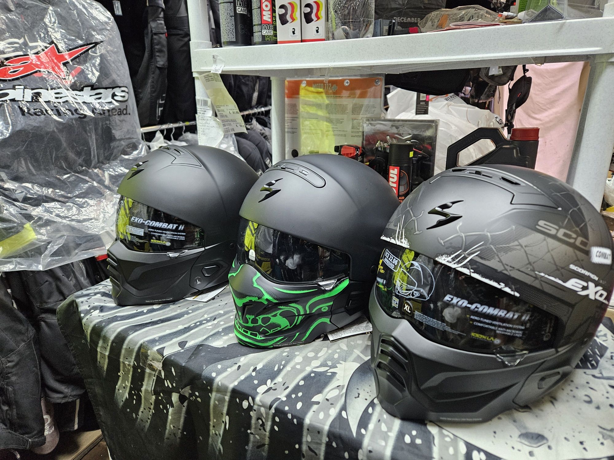 Мотошолом Scorpion Exo Combat, мотокуртка Alpinestars, мотоботи, мото
