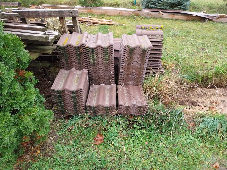 Dachówka brązowa Brass Celtycka Lumino używana