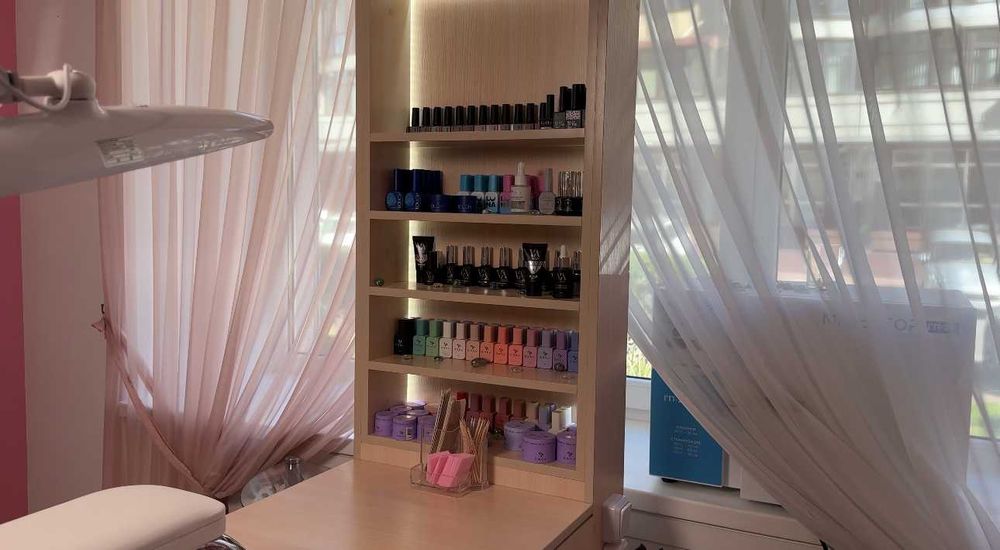 Продам діючий салон краси в Києві, Оболонь, 188м2 ТЕРМІНОВО