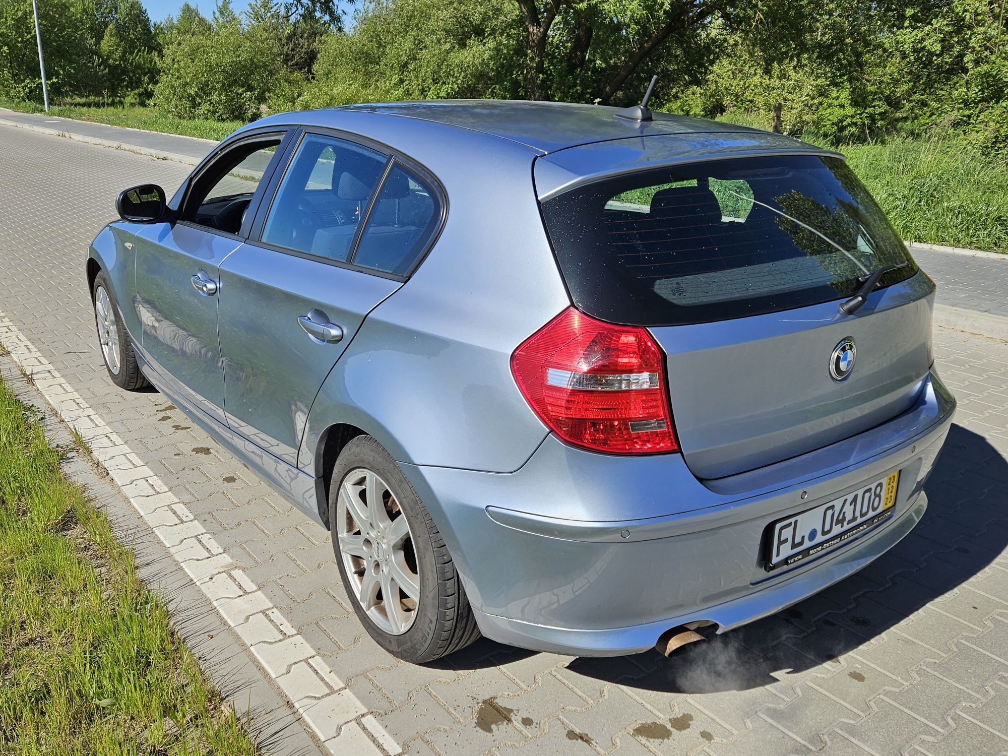 Bmw 1 2.0 benzyna 128 tys przebiegu * 2009/2010 rok