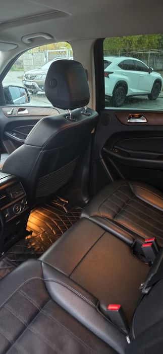 Mercedes Benz GLS class 2016