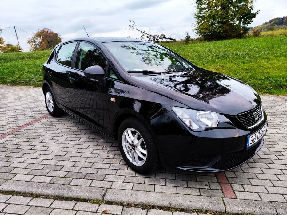 Seat Ibiza IV LIFT klima,ISOFIX,2kluczyki,2x koła,serwis,radio dotykow