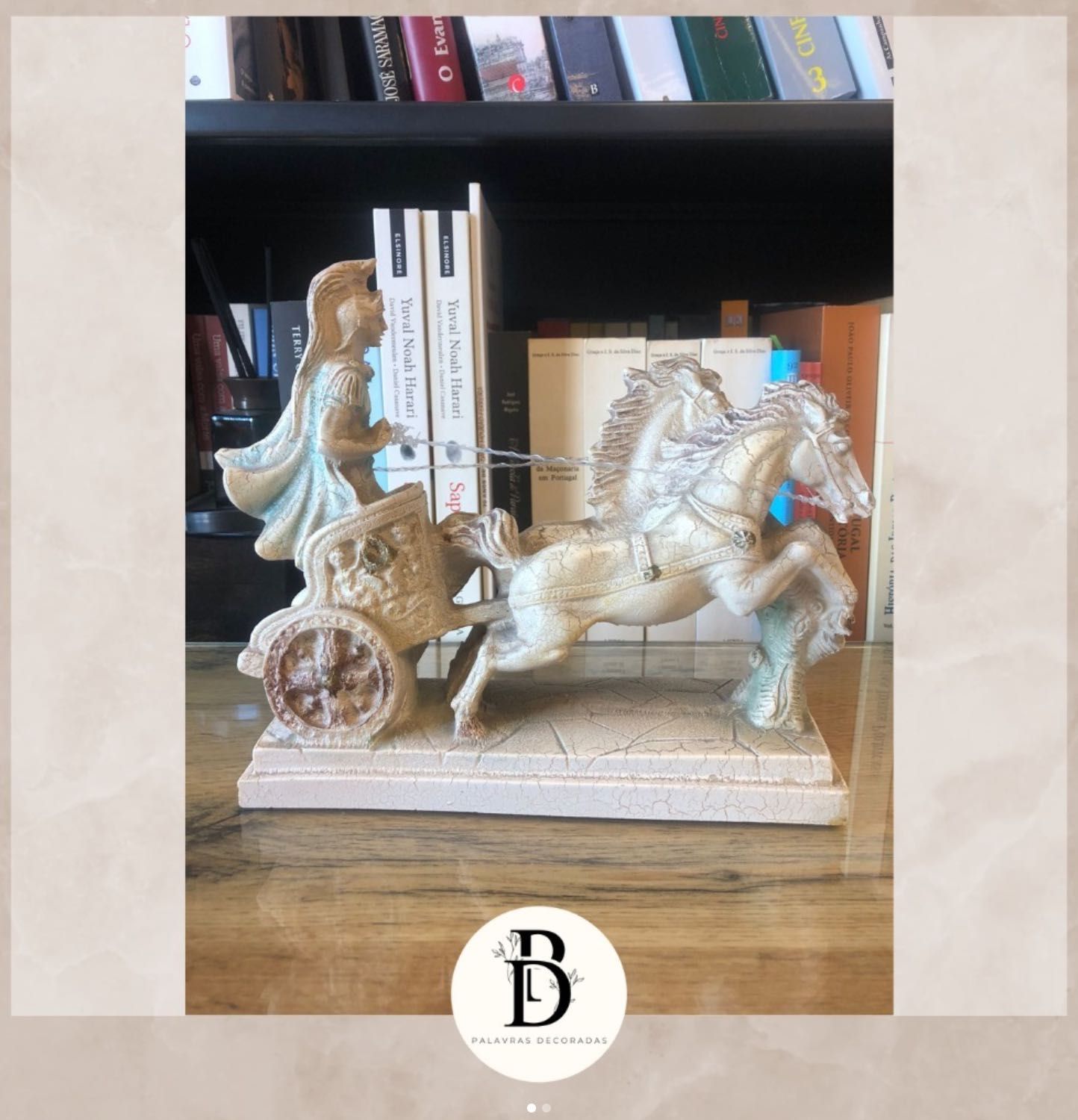 Escultura de marfinite Biga Romana
