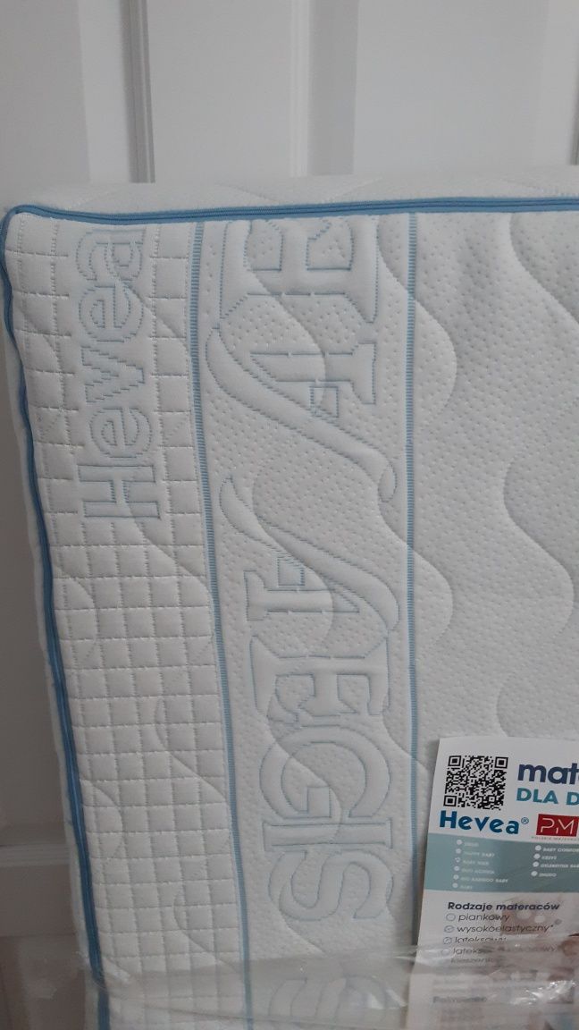 Materac lateksowy Hevea do łóżeczka 120x60