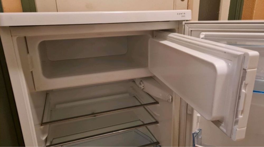 Холодильник AEG