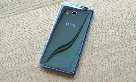 Телефон HTC u11 биток (Описание читаем)