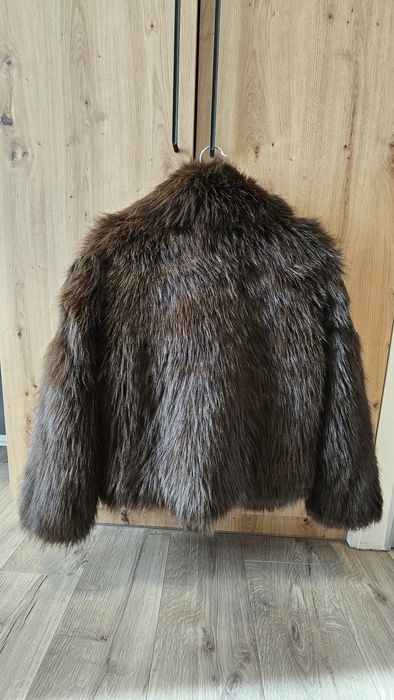 Коротка шубка Zara зі штучного хутра