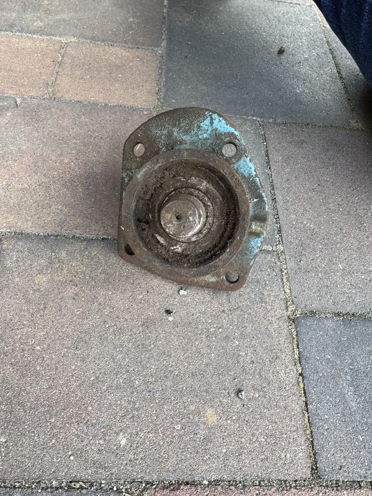Pompa wody wodna Ursus C-385
