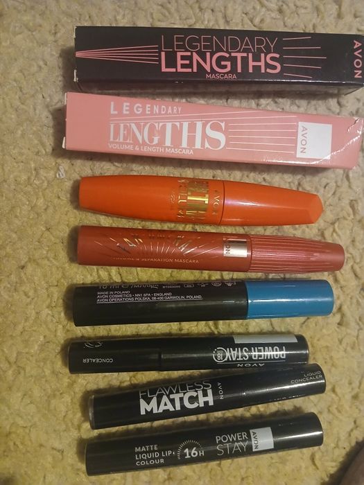 Mascara avon czarna