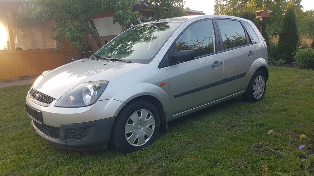 Ford Fiesta 1.3b-2006r-Klima-