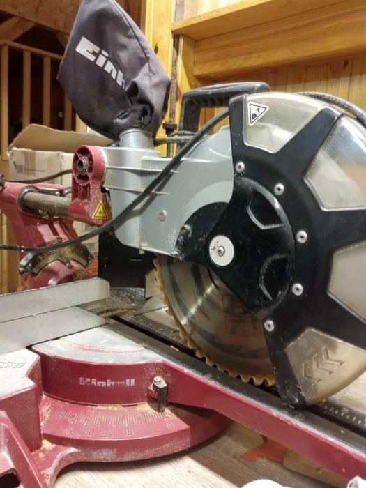 Торцовочная пила EINHELL бу.