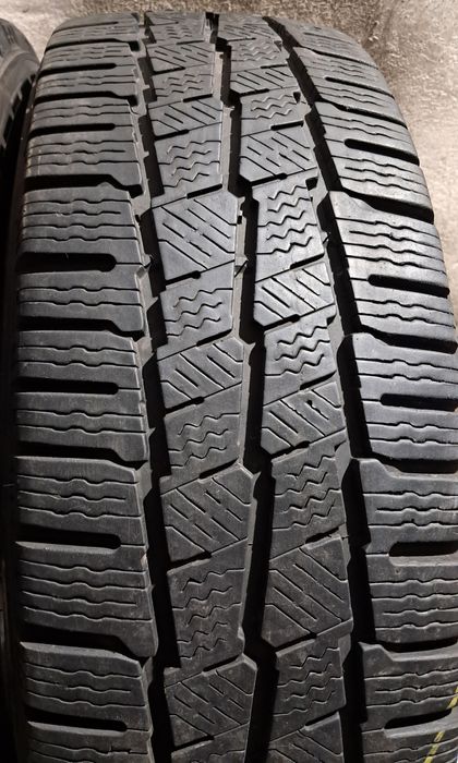 205/65R16C 107/105T Michelin Agilis Alpin
