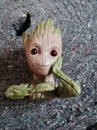 Boneco plástico Groot