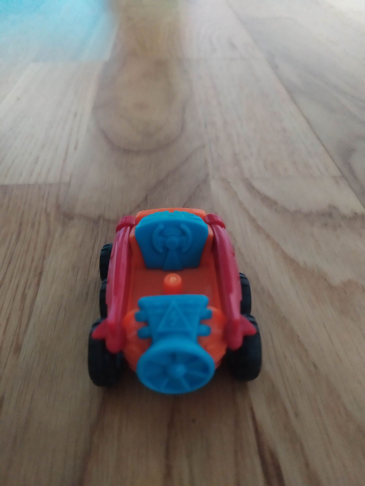 Samochody super zings z 2 sezonu