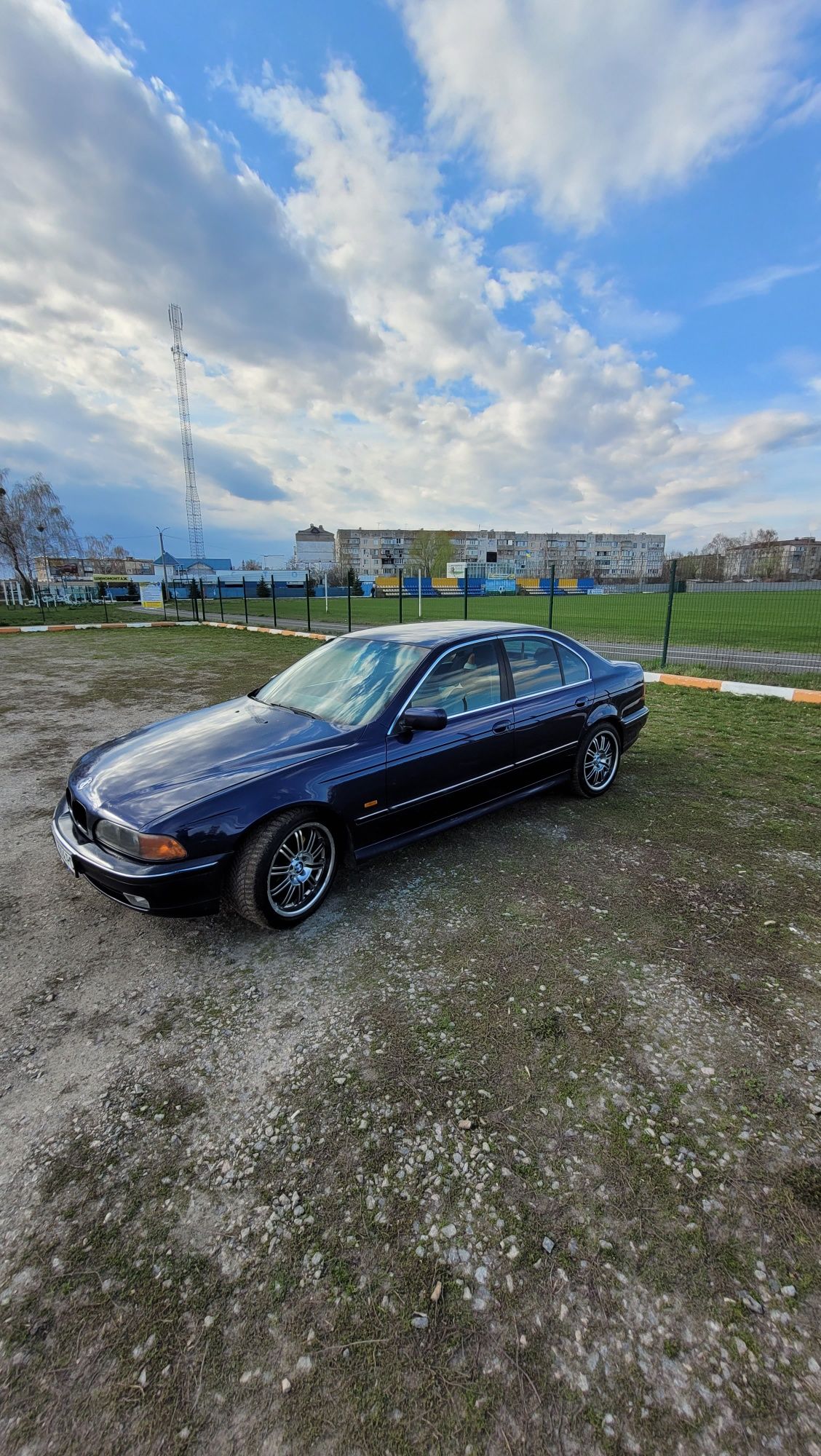 BMW  E39  2.8  Газ/Бензин