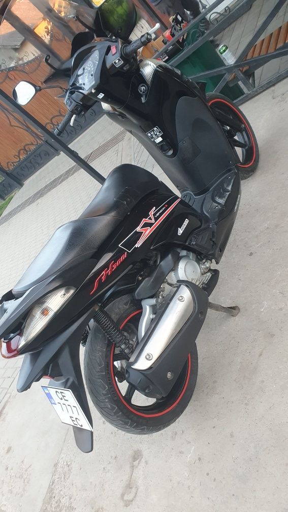 Продам Хонда SH 300i sport