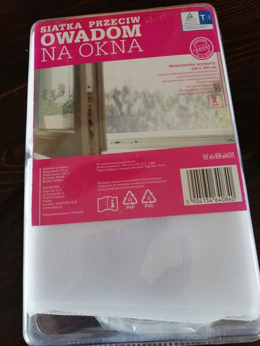 Siatka przeciw owadom na okna