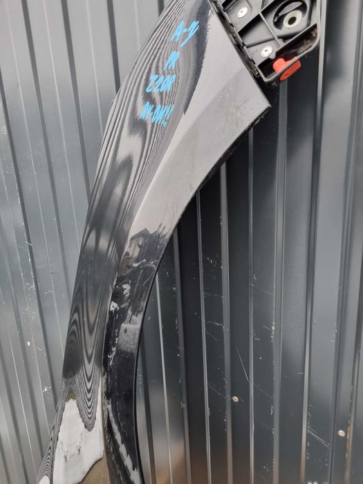 Opel Astra J Błotnik Prawy Przód Kolor Z20R