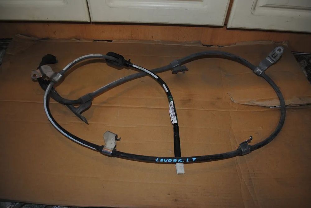 Linka Hamulcowa lewa Levorg