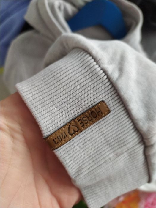 Bluza szara koń Yigga 134/140 z kapturem