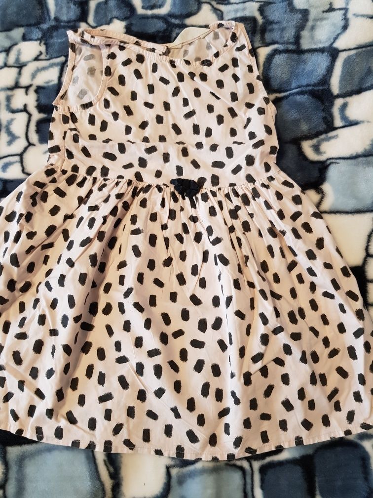 Zestaw 6 ubranek 110 cm