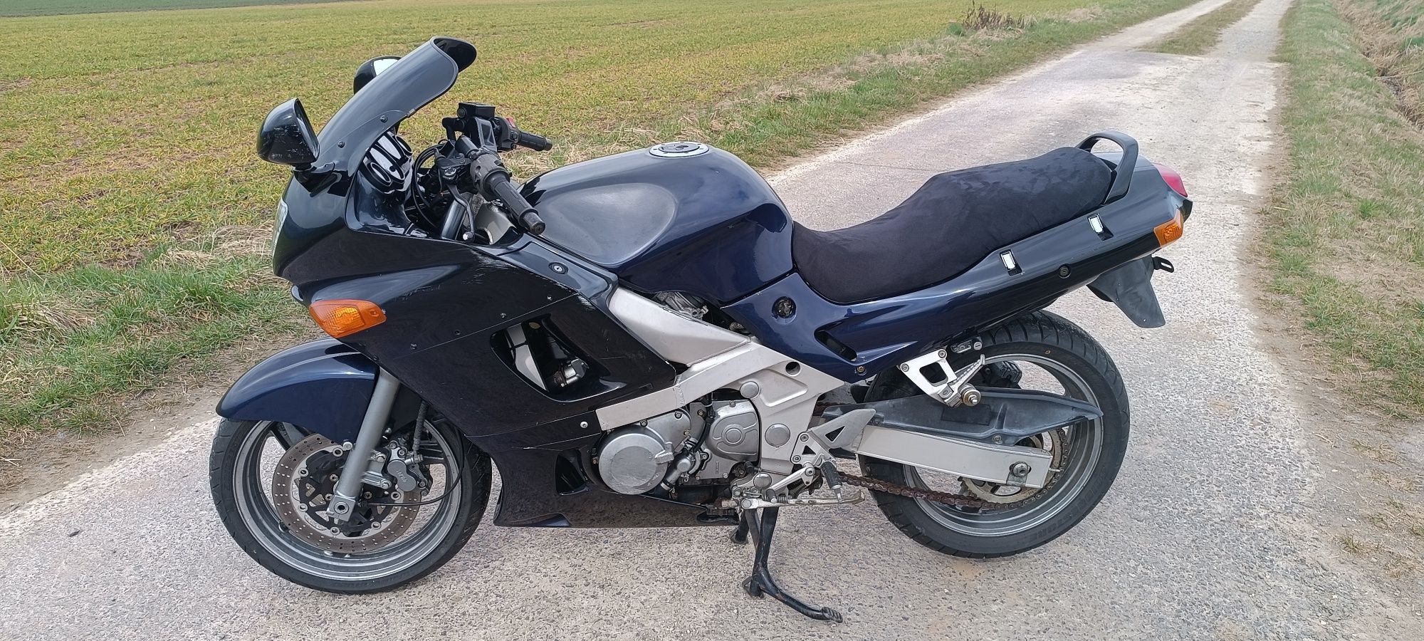 Рaзборка мото kawasaki zzr600