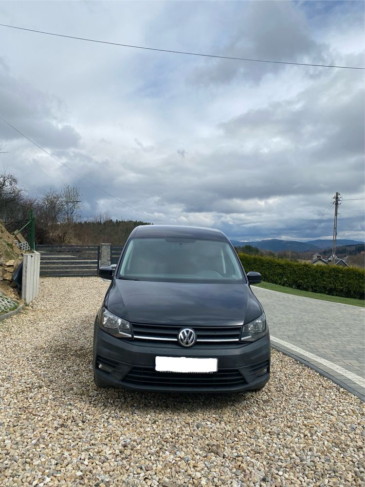 Sprzedam Volkswagena Caddy 2.0 TDI 4 motion 4x4 wersja po lifcie.