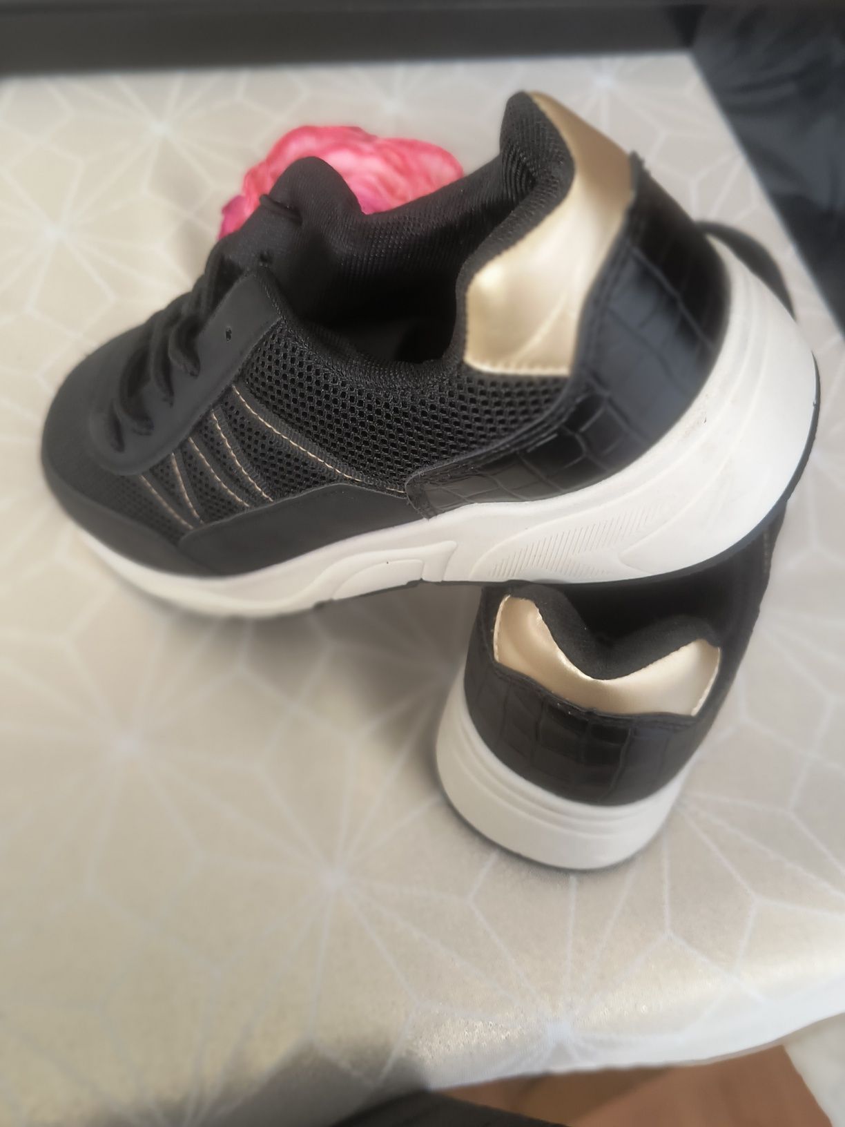 Buty sportowe adidasy rozm. 38