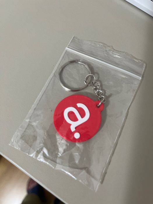 Kustomowy NFC brelok z logo oraz linkiem | Druk 3D, eco PLA