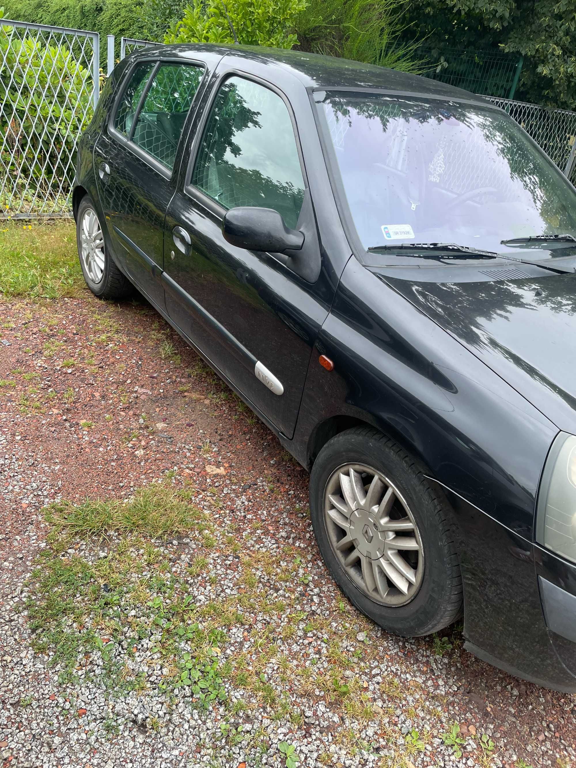 Renault CLIO II Initiale,  2003 rok