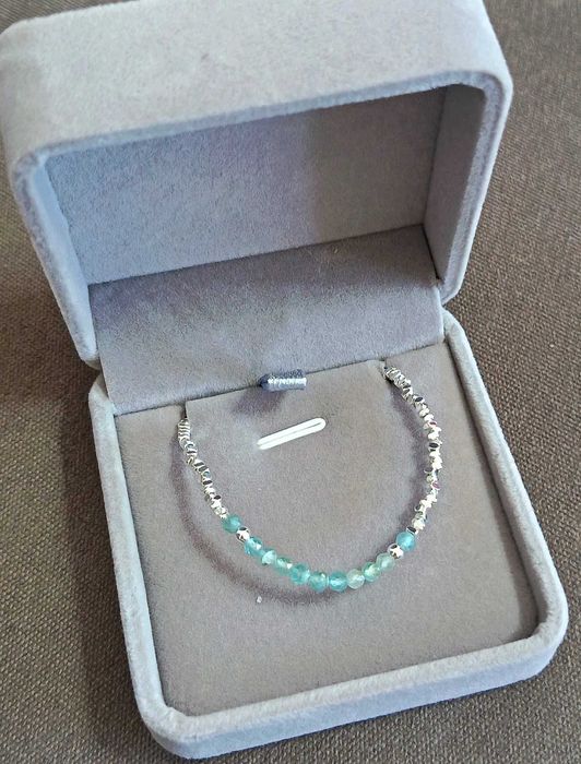 Pulseira quebrada em prata de lei S925 com água-marinha natural