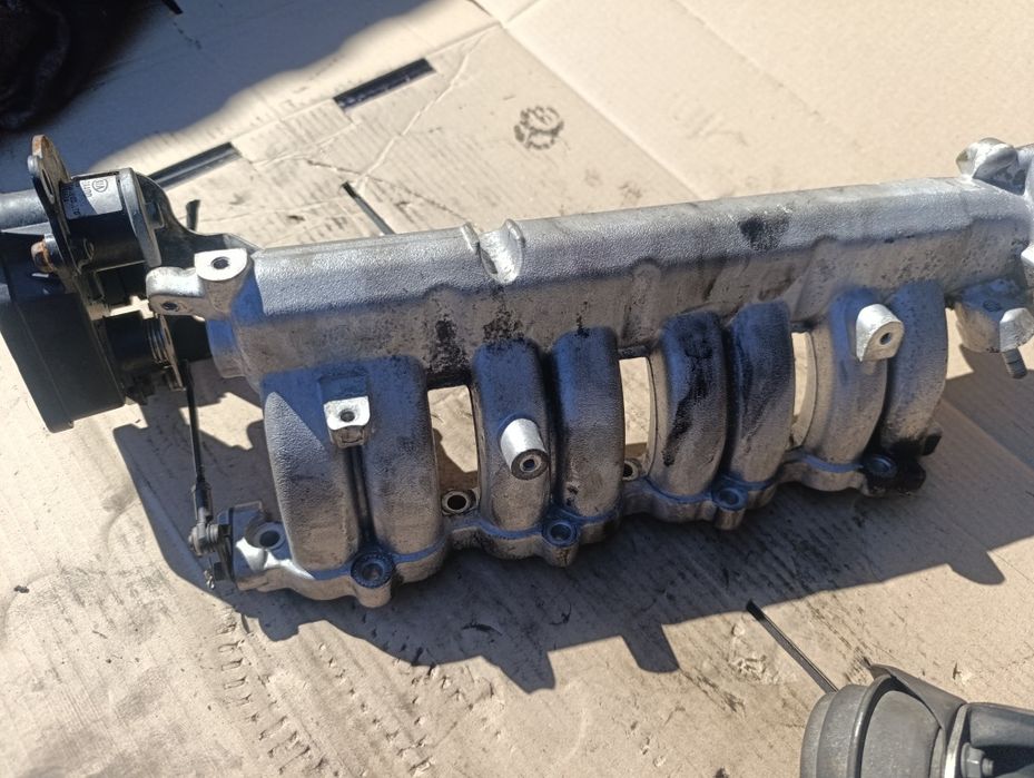 Колектор впускний 1.5 1.6 crdi D4FA D4FB Cerato Rio Ceed I30 Getz Acce