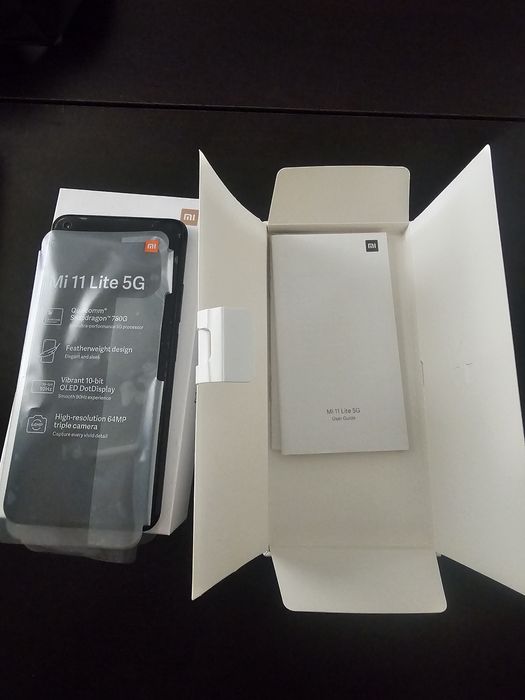 Xiaomi Mi 11 Lite 5G - Truffle Black | 8GB RAM + 128GB ROM | COMO NOVO