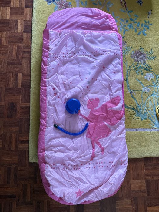 Cama insuflavel criança