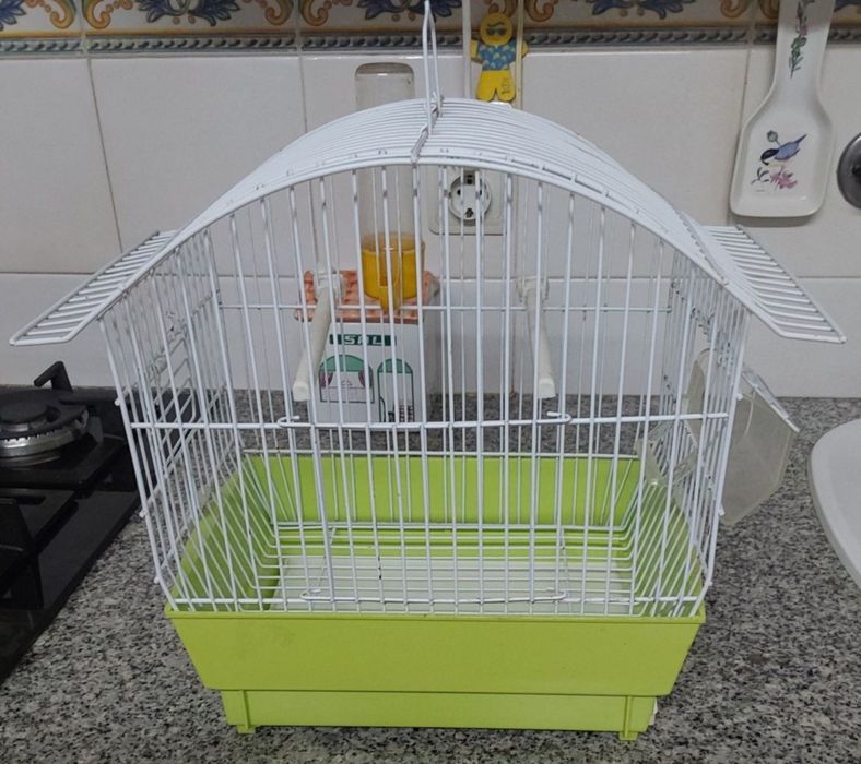GAIOLA PARA AVES,PÁSSAROS DE PEQUENO PORTE.Varanda,Casa,Quarto,Sala.