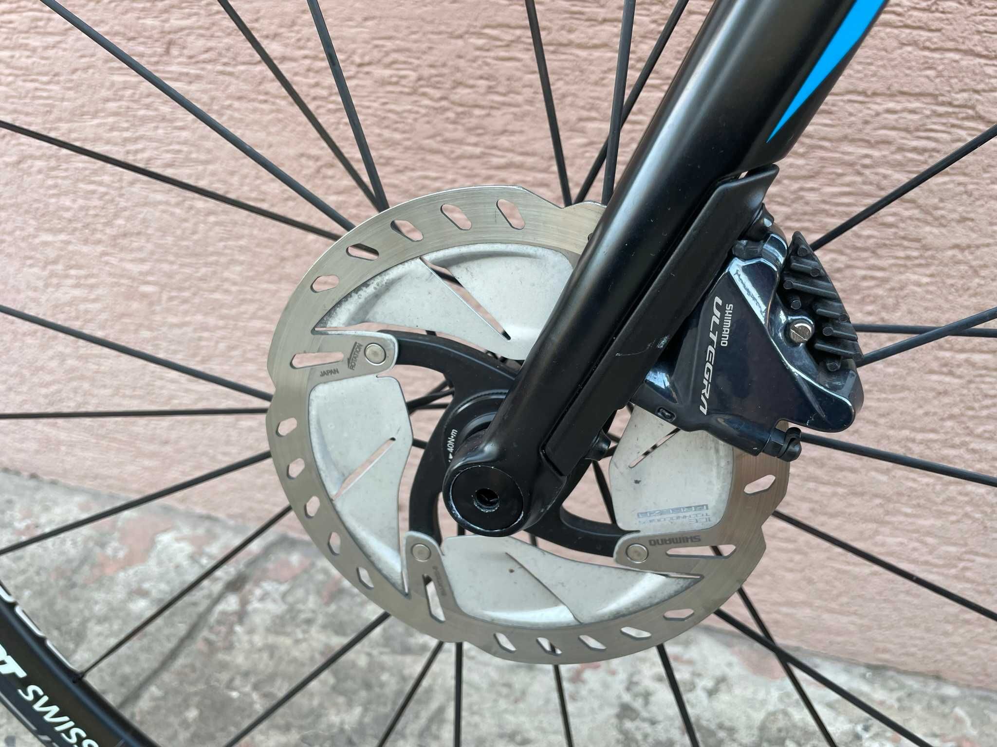 Rower szosowy BMC RoadMachine 02, Shimano Ultegra, karbon, hydraulika